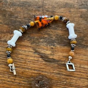 HANDMADE BEAD BRACELET FOR THE DOG LOVER 🐶